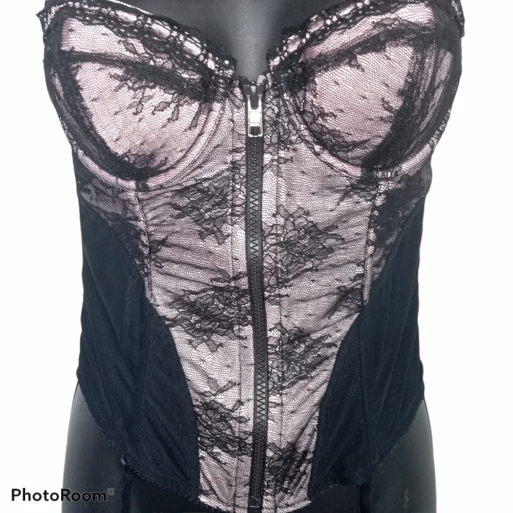 Jezebel Usa Pink & Black Zip Closure Corset